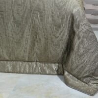 Prabangi lovatiesė Karmen originalaus dizaino tamsaus aukso spalvos 260×270