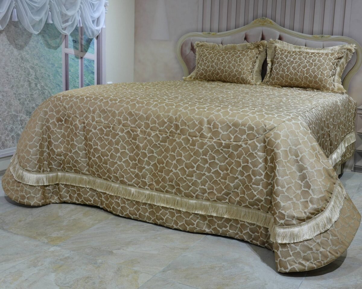 Prabangi lovatiesė Rikota originalaus dizaino camel spalvos 260×260