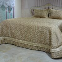 Prabangi lovatiesė Rikota originalaus dizaino camel spalvos 260×260