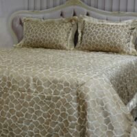 Prabangi lovatiesė Rikota originalaus dizaino camel spalvos 260×260