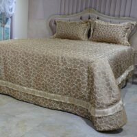 Prabangi lovatiesė Rikota originalaus dizaino camel spalvos 260×260