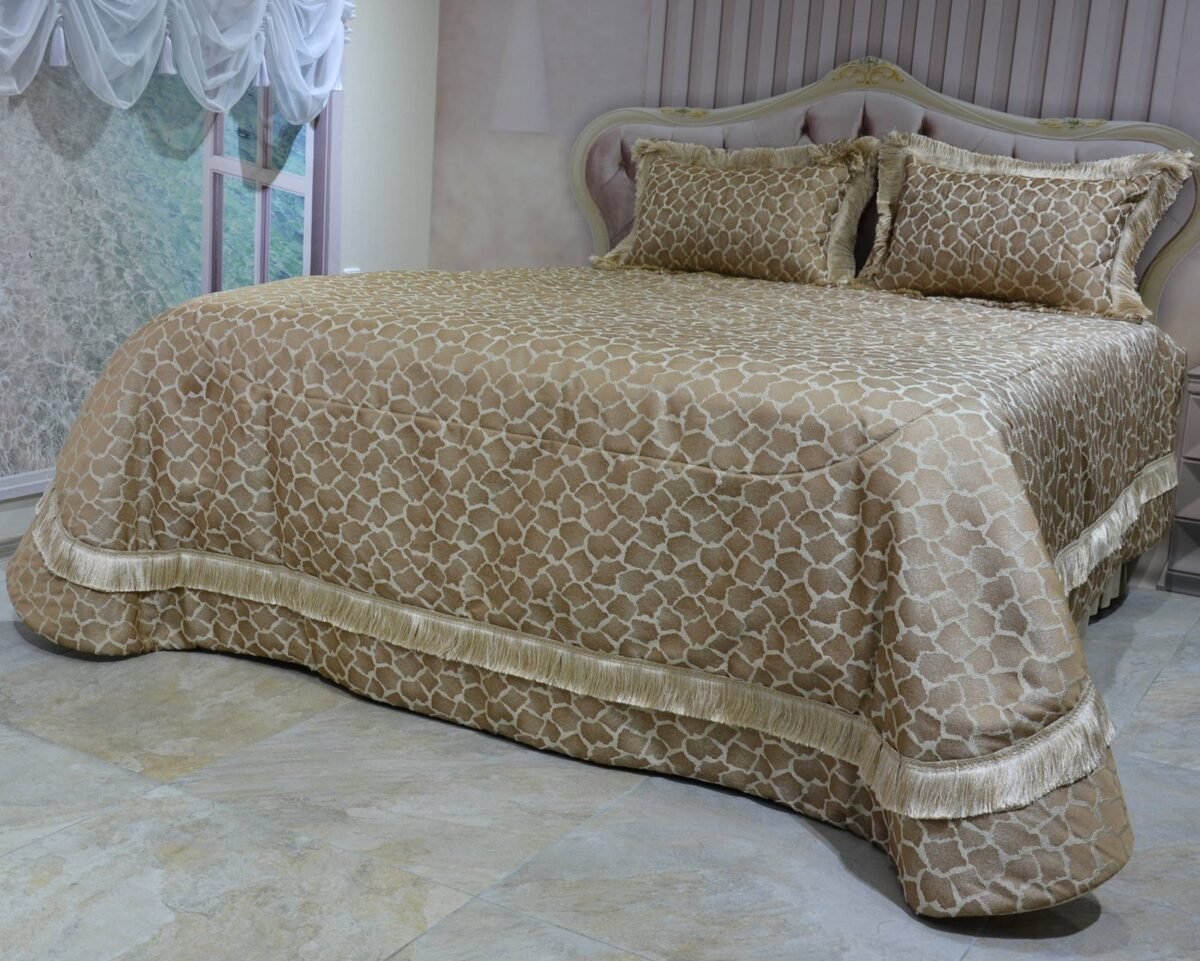 Prabangi lovatiesė Rikota originalaus dizaino camel spalvos 260×260