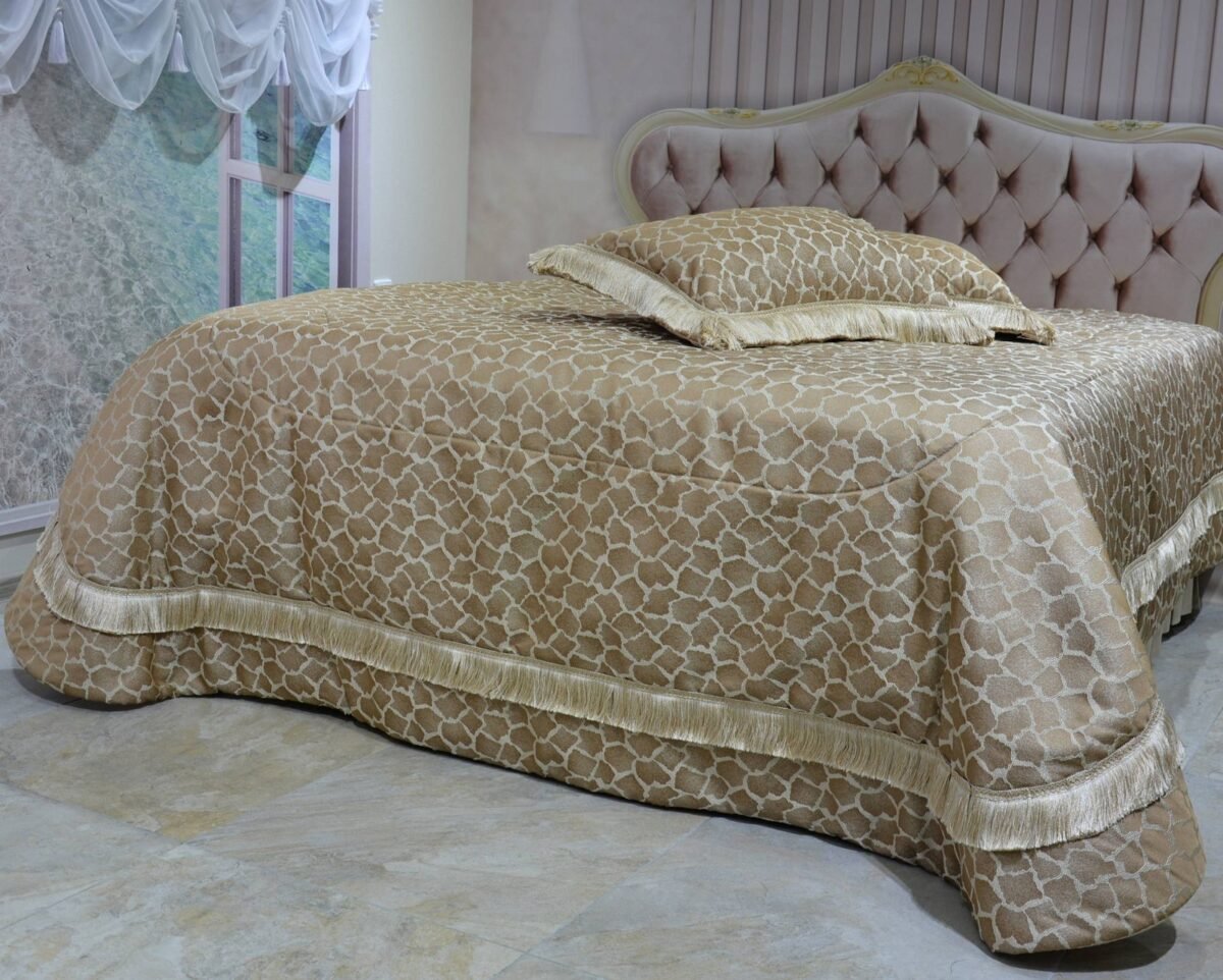 Prabangi lovatiesė Rikota originalaus dizaino camel spalvos 260×260