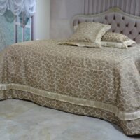 Prabangi lovatiesė Rikota originalaus dizaino camel spalvos 260×260