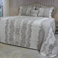 Lovatiesė Dina2 dvipuse baltai rusvos spalvos originalaus dizaino 250×250