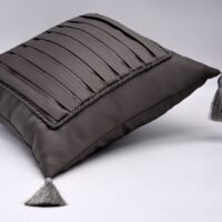 Pagalvės dekorui su klostuotais intarpais 4. Pagal individualų užsakymą.