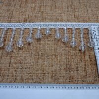 Dekoras užuolaidoms baltos spalvos skaidrus kutai 9 cm