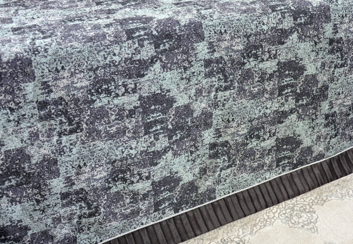 Dygsniuota lovatiesė su pamušalu rudos spalvos dekoruota 8 cm prabangiu gofruotu dekoru Venecija8  260×260